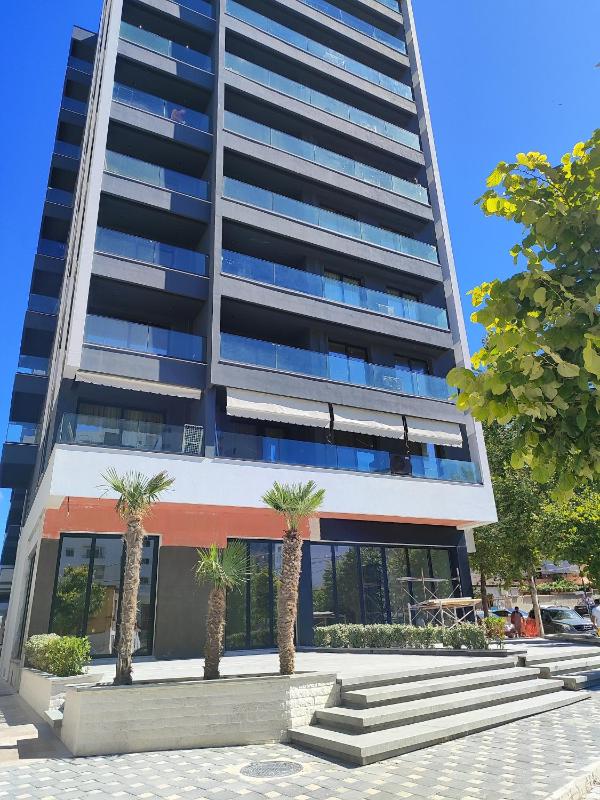 Large Apartment 2 - image 16
