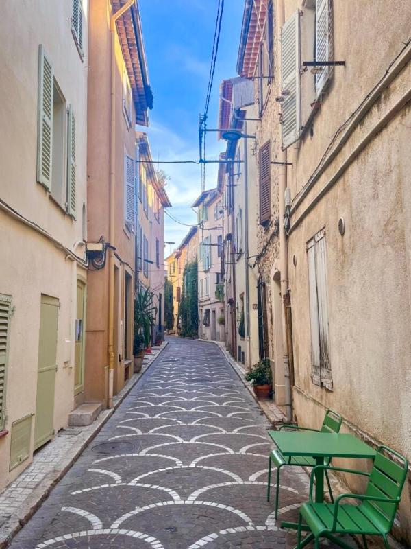 Les Haciendas - 5 logements dans le Viel Antibes - image 44