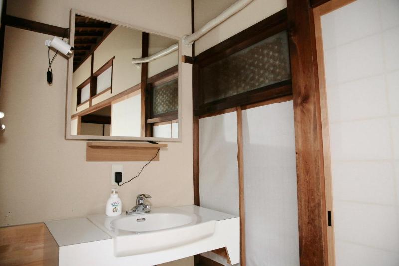Yuzan Guesthouse - image 7
