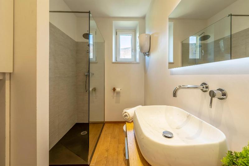 Genteel Home Porta Camollia Siena - image 6