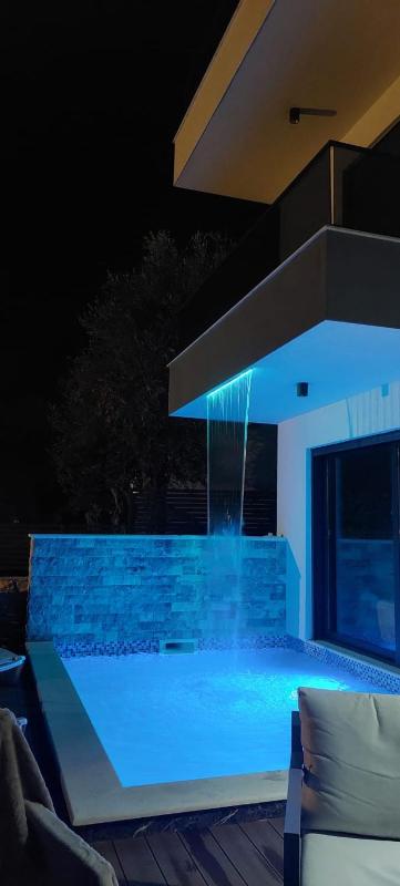 Villa Nova Bar - image 7
