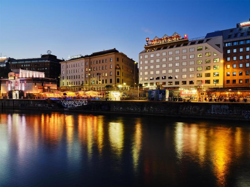 Radisson RED Hotel Vienna - image 5