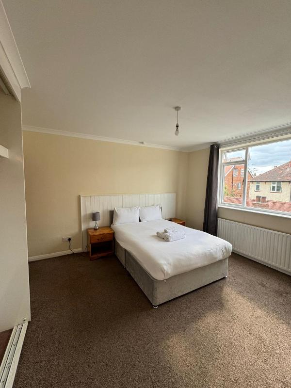 Sea Side Hotel - image 9