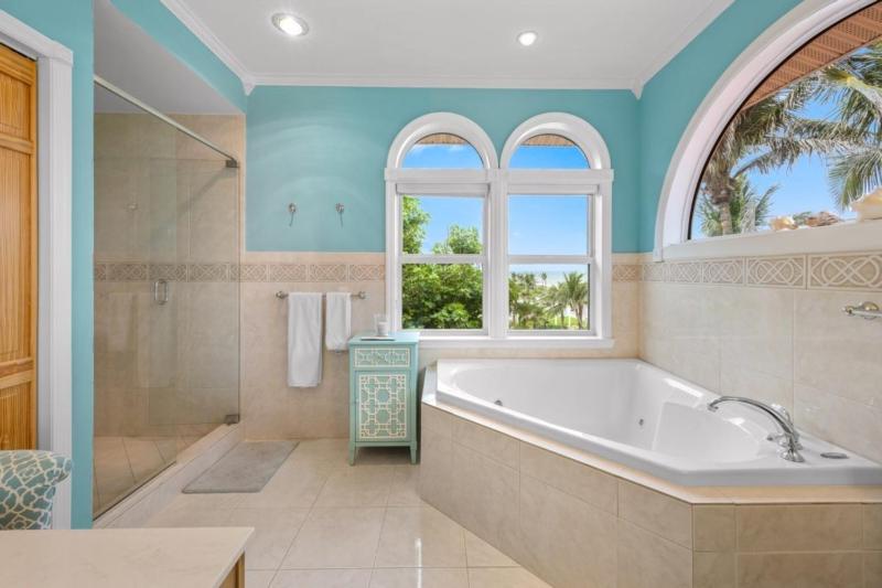 Paradise Found home - image 32