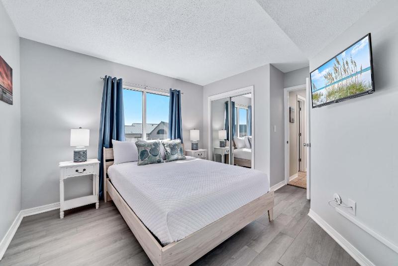 Plantation Palms Unit 6412 - image 14