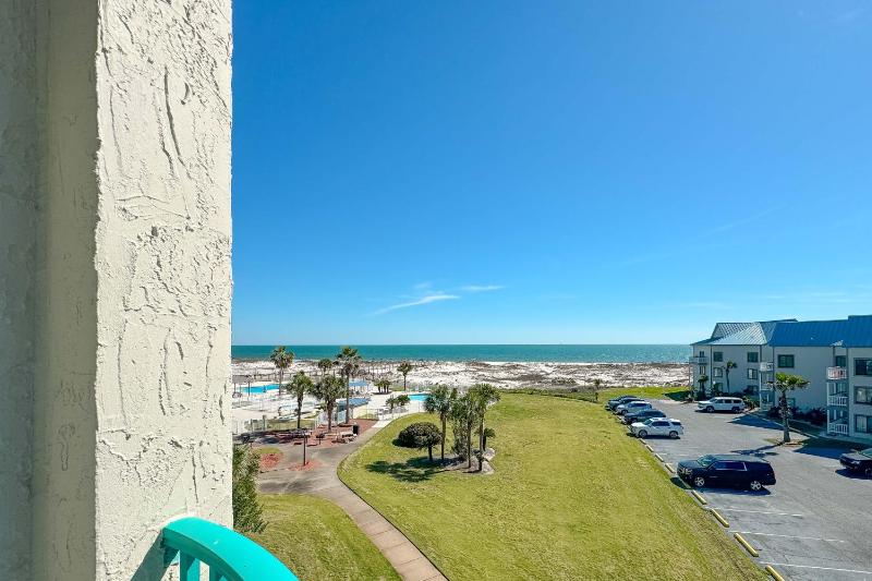 Plantation Palms Unit 6412 - image 10