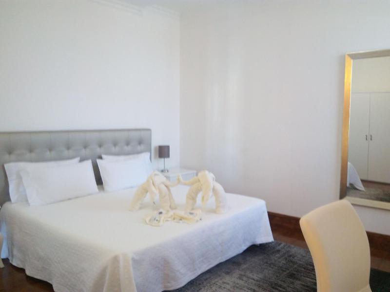 Double Room image 4