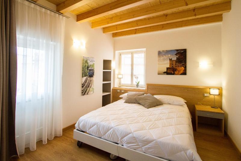 Superior Double Room image 4