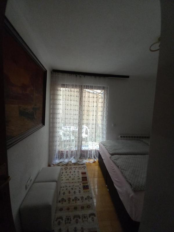 Sarajevo apartment - image 8