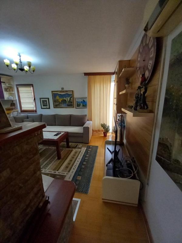 Sarajevo apartment - image 15