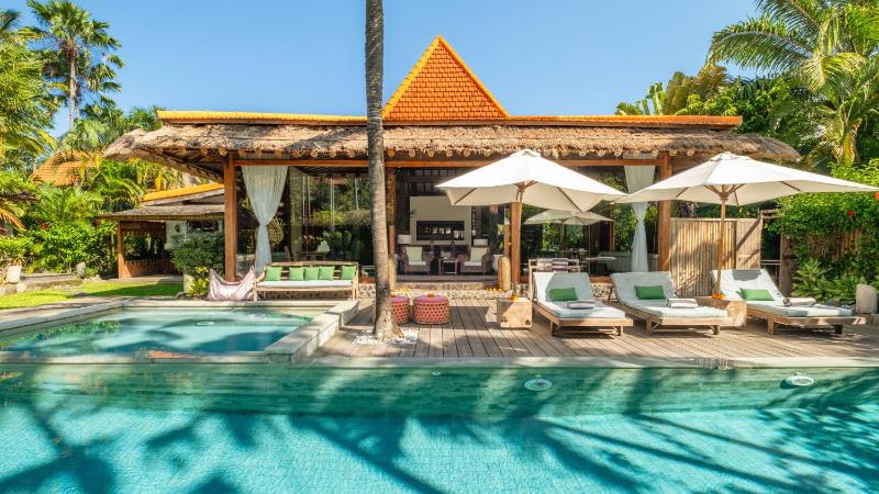 Villa Desa Roro by Villa Finder - image 16