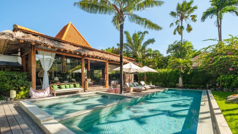 Villa Desa Roro by Villa Finder - image 1