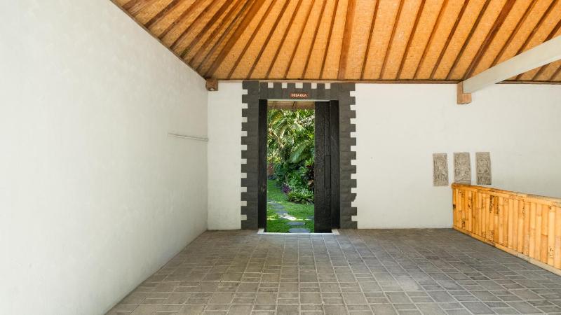 Desa Roro Estate by Villa Finder - image 13