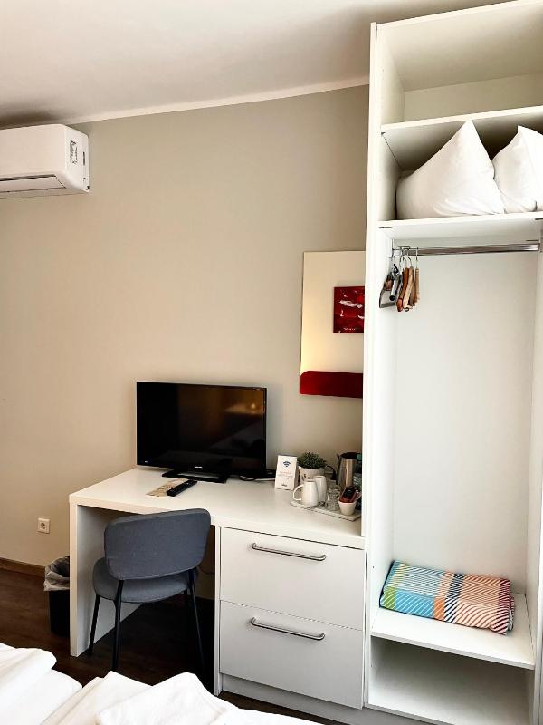 Altstadt Hotel Barcelona - image 11
