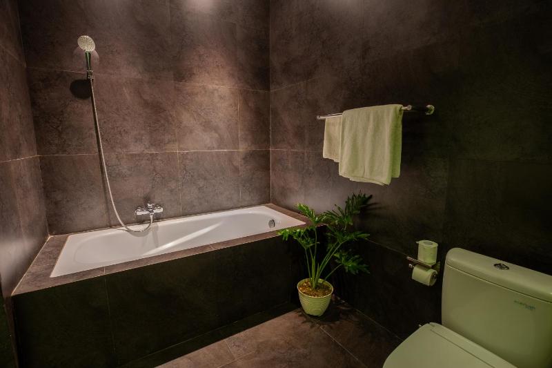Rainbow Runner Villa by Great Bali Villas - image 46