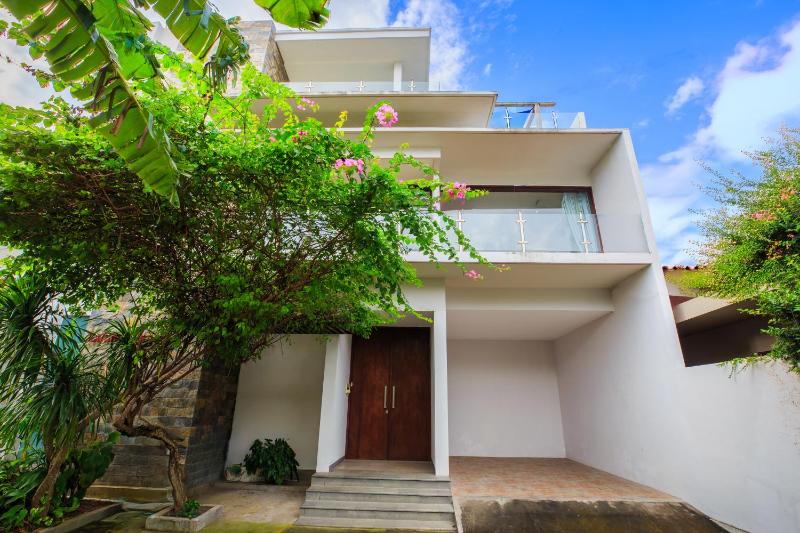 Rainbow Runner Villa by Great Bali Villas - image 45
