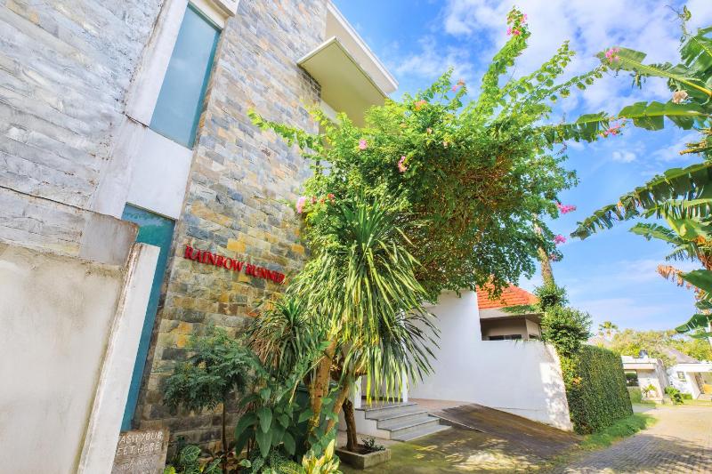 Rainbow Runner Villa by Great Bali Villas - image 25
