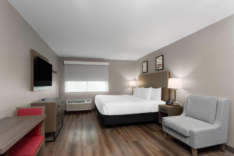Hawthorn Extended Stay by Wyndham Ft Lauderdale Cypress Crk - image 16