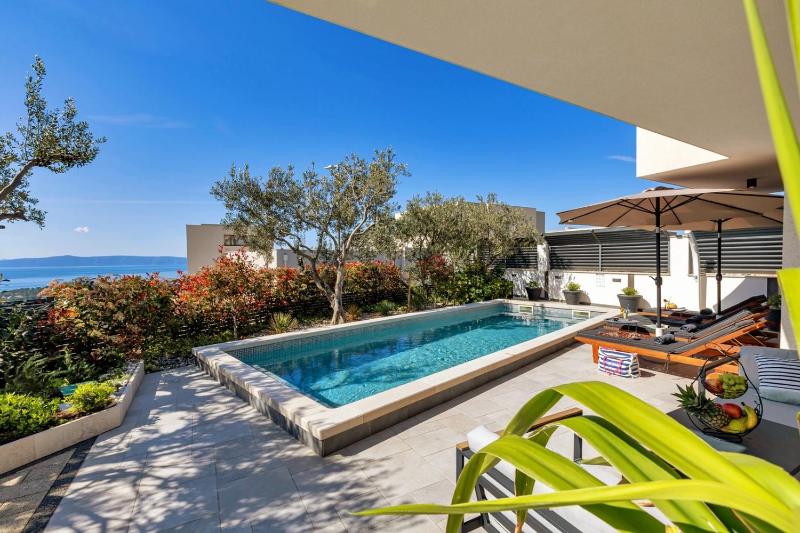 Villa Festina lente a luxury villa in Makarska heated pool - image 31