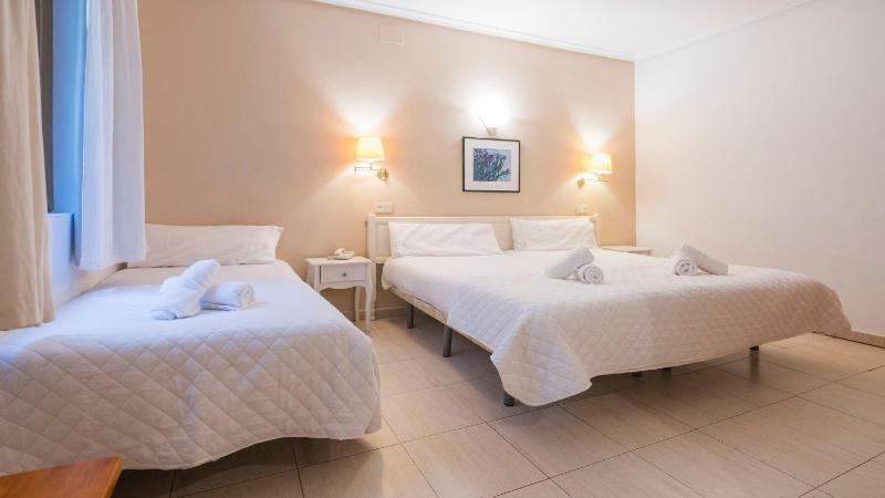 Hostal Centro - image 5