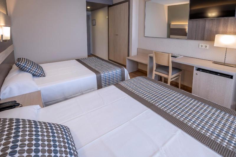4R Playa Park - image 16