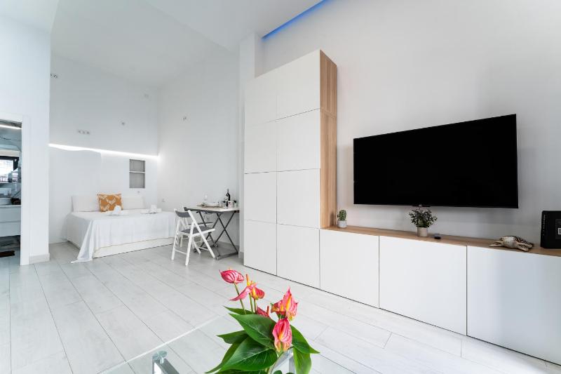 MalagaSuite CozyNest Center - image 8