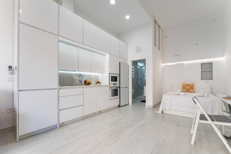 MalagaSuite CozyNest Center - image 15