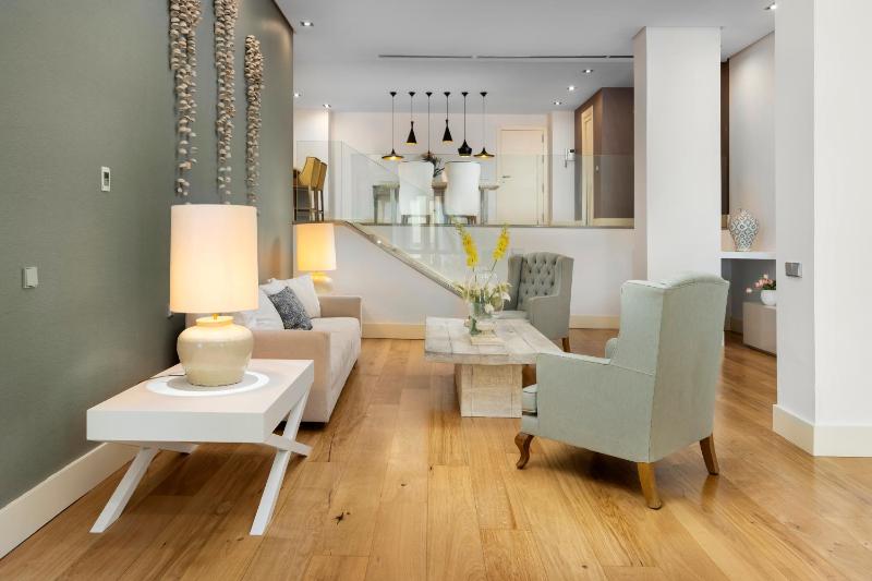 INMálaga Luxury Loft 3 - image 11