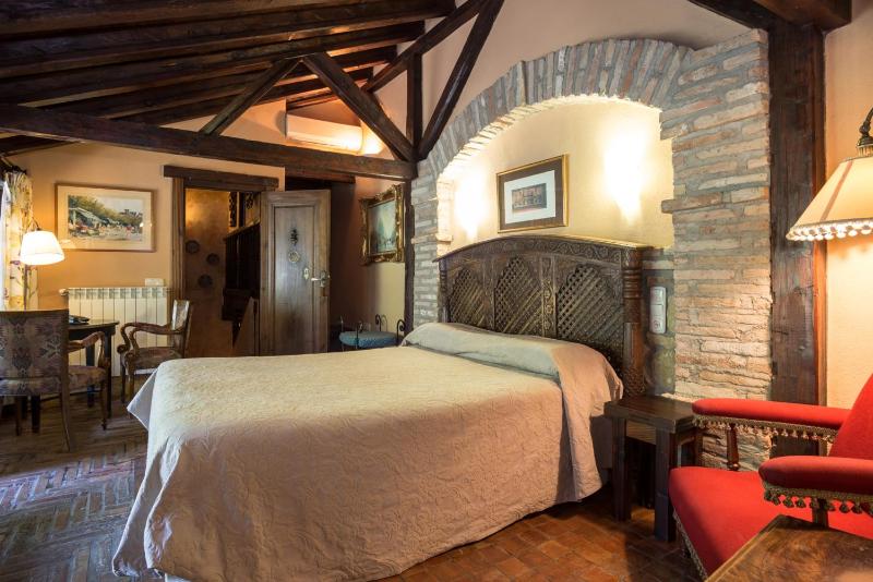 Superior Double Room with Terrace image 4