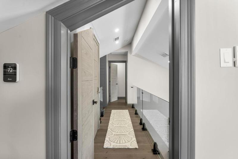 Linkside Home - image 30