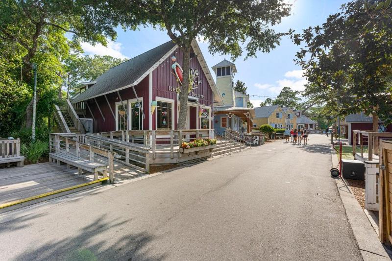 Linkside Home - image 4