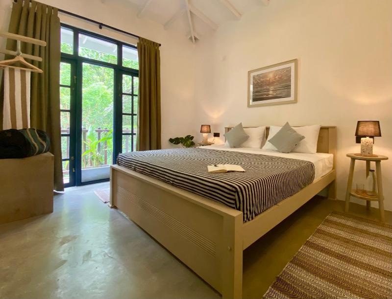 Boutique Beachside Stay in Mawella - This Is Not A Hotel - image 10