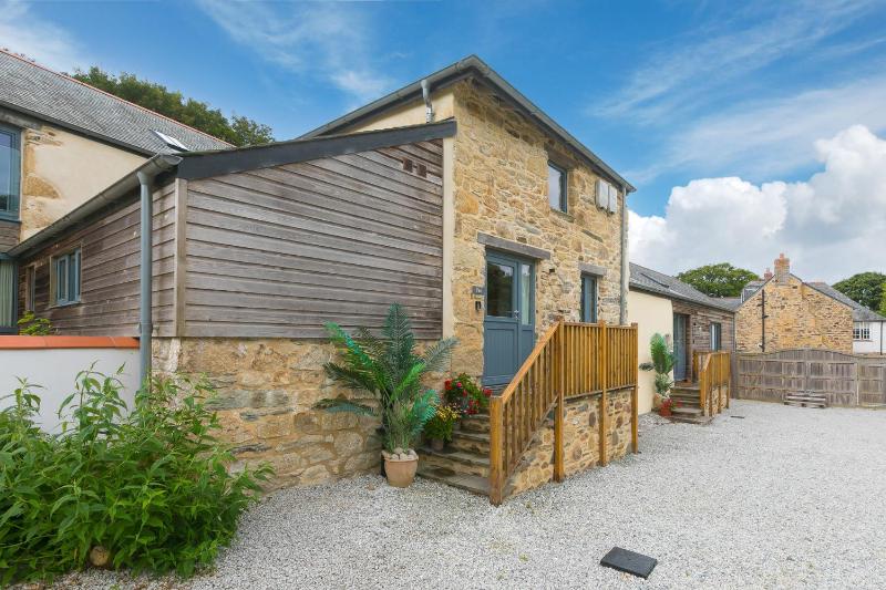 Carines Barns - Pen - image 1