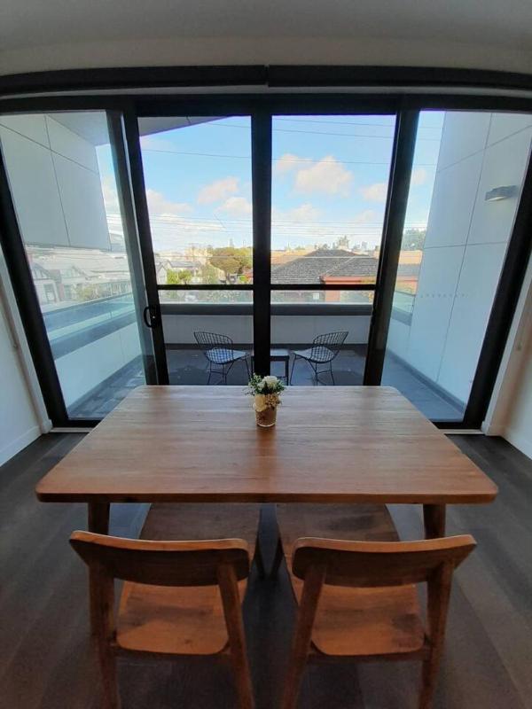 MHYL Cosy Townhouse in Richmond 1 parking - image 8