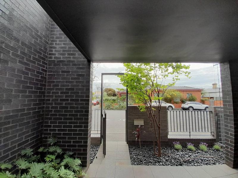 MHYL Cosy Townhouse in Richmond 1 parking - image 16