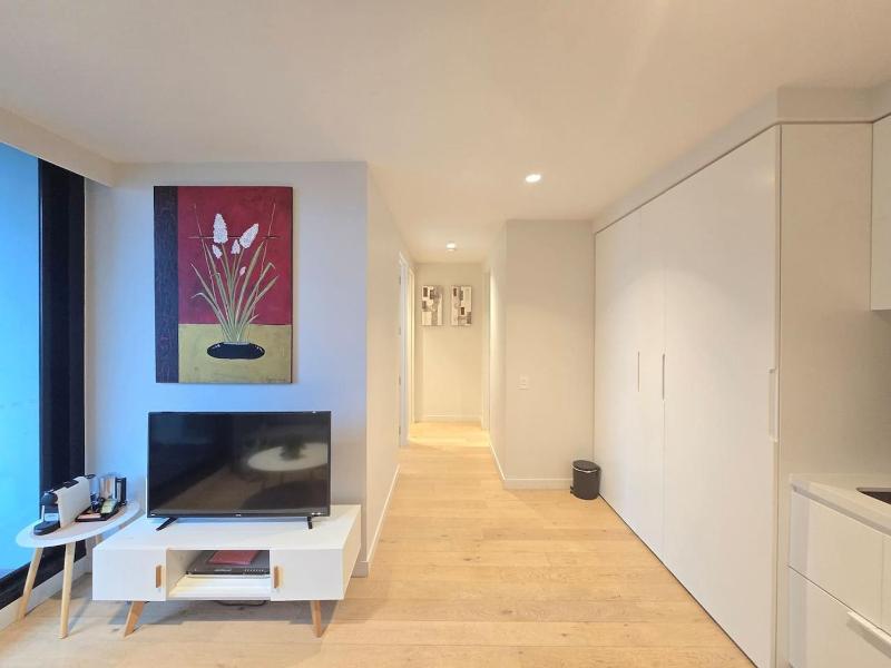 MHYL CBD Private 2BR VIC Market Mel Centre Lighthouse - image 6