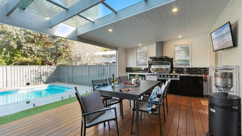 Azure House - image 12