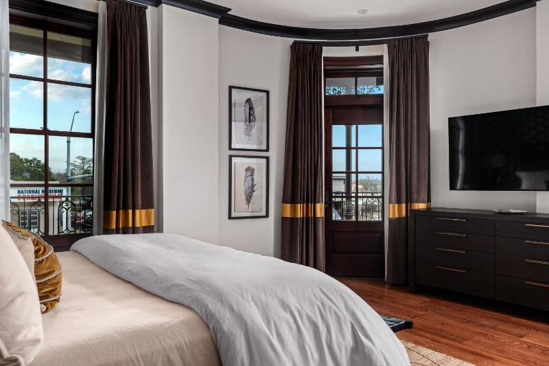 Emigrant Boutique Hotel - image 24