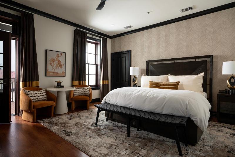 Emigrant Boutique Hotel - image 10