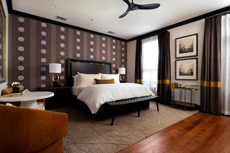 Emigrant Boutique Hotel - image 16