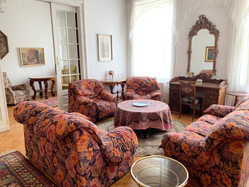 NEW Libra GRANDE Venetian Style Apartment - image 4