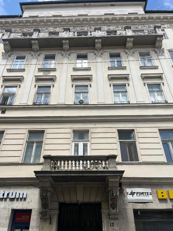 New Libra Grande Venetian Style Apartment - image 1