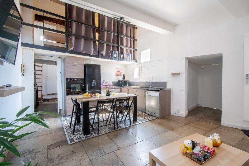 Loft du Vieux Montpellier - Centre historique - image 13