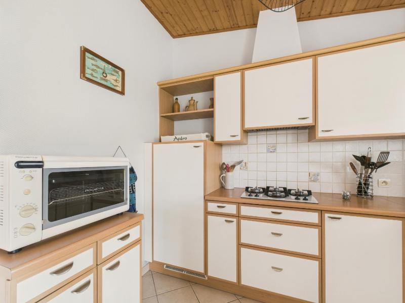 Jardin et véranda - Maison 4 adultes 2 enfants - image 12