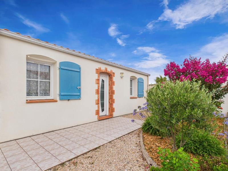Jardin et véranda - Maison 4 adultes 2 enfants - image 11