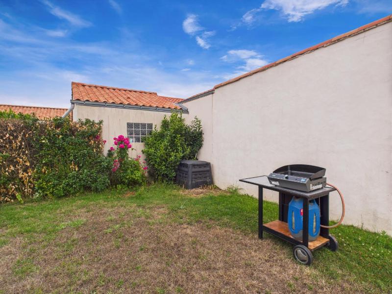 Jardin et véranda - Maison 4 adultes 2 enfants - image 5