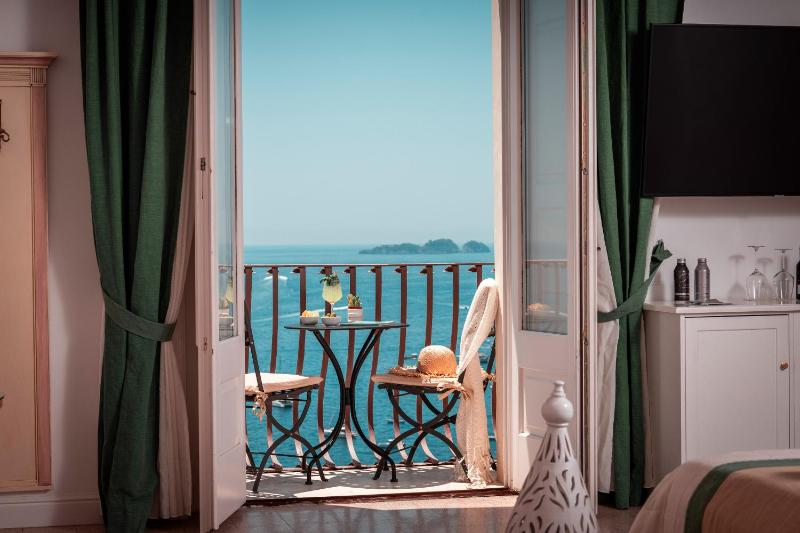 Albergo California - image 21