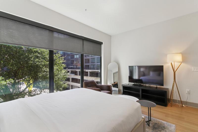 Sentral West Midtown at Star Metals - image 5