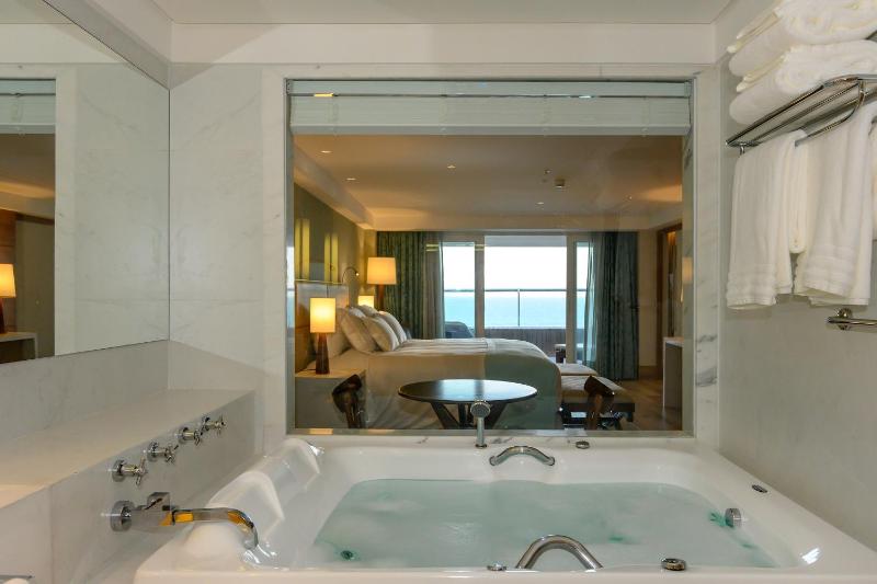 Vogal Luxury Beach Hotel & SPA - image 2