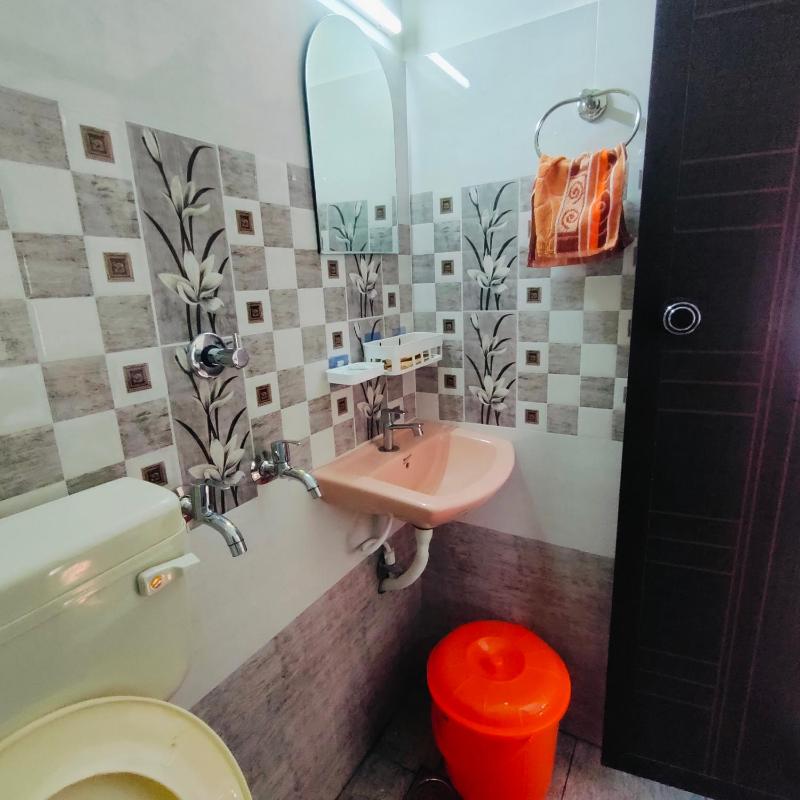Ebenezer Stay - image 4